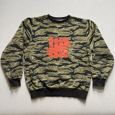 Undefeated Sweatshirt Mens Medium Tiger Camo Crewneck 5 Strike Logo Made USA - Image 1 of 4