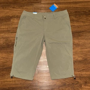 NEU Columbia Saturday Trail II Kniehose Damen 18 grün Omni Shield kurz Wandern - Bild 1 von 14