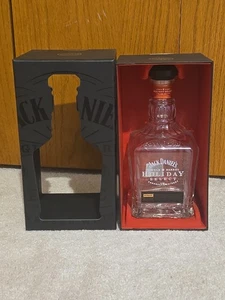 Jack Daniels 2014 Holiday Select Single Barrel Leerflasche mit Box Whiskey - Bild 1 von 13