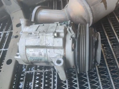 Compresor de aire acondicionado Chevrolet Camaro 2012-2015 Foto 1 de 4