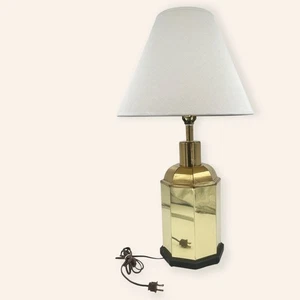 Vintage Chinoiserie Messing Lampe | achteckige Teedose | Hollywood Regency - Bild 1 von 6