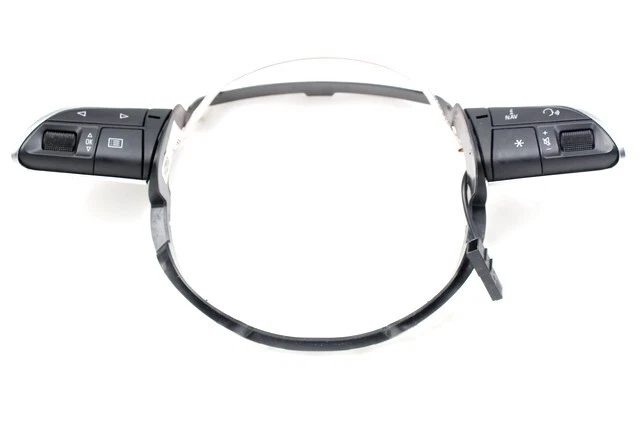 4G0951523F Controles en el Volante Multifunción AUDI A6 2.0 Avant Recambio Usado - Imagen 1 de 4