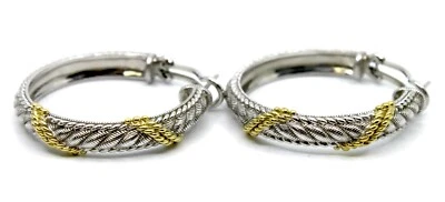 "Pendientes de aro grandes Judith Ripka de plata de ley de dos tonos con respaldo Omega de 1,5""" Foto 1 de 4