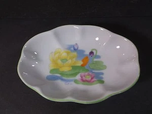 Seymour Mann Water Lily soap dish - Picture 1 of 5