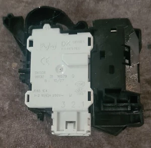 Hotpoint NSWM 943C GG Reino Unido Lavadora Cerradura Puerta Interruptor Parte No.160032743 - Imagen 1 de 2