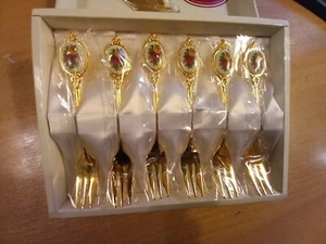 royal Albert cake forks - Picture 1 of 15