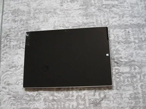 Microsoft Surface RT Tablet - 64GB - 10.6in - Windows 10 Pro Crack LCD - Picture 1 of 9