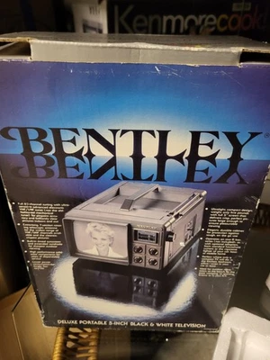 TV portátil Bentley Deluxe de 5 pulgadas blanco y negro modelo No. 100C NOS Foto 1 de 3