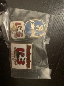 Vintage 1994 Lapel Pin Lot Of 2 US World Cup Team USA 94 Men's National Soccer - Picture 1 of 1