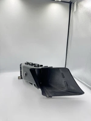 2008 BMW 335i 335xi 328xi 328i E92 Coupe Front Right Brake Air Duct 51717161438 - Image 1 of 4