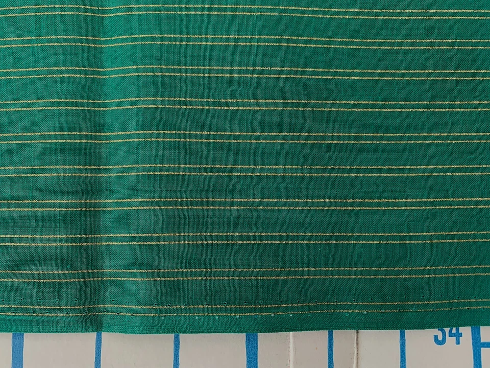 NUEVO: 5/8 yardas Vintage Años 90 "VERDE con RAYAS METÁLICAS DORADAS" Tela Licuadora - 45" Foto 1 de 1