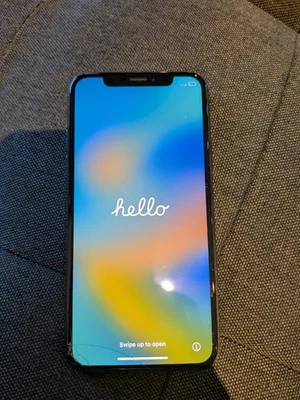 IPhones XS 64 GB Used a - Image 1 of 4