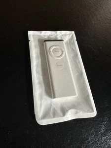 NEW OEM Apple Remote Apple A1156 607-1231 - Picture 1 of 4