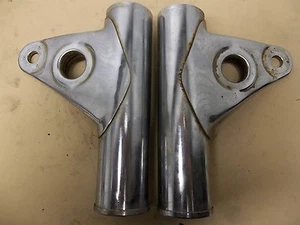 KAWASAKI KZ400 KZ 400 SPECIAL 1974-1977 HEADLIGHT EARS STAY/COVER 44033-5001 OEM - Picture 1 of 2