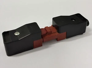 KIT ABRAZADERA CONECTOR ENCHUFE MASCULINO FEMENINO 2 VAIS MARRÓN BM M9023 M9024 - Imagen 1 de 1