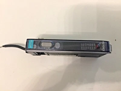 Keyence Fiber Optic Sensor Amplifier FS-V12P as per pics - Image 1 of 4