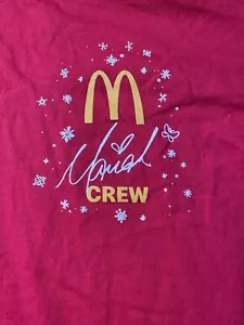 McDonald's Mariah Carey Winter Christmas 2021 Crew T Shirt Large Red Tee - Picture 1 of 4