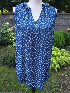 Anthropologie Samt von Graham & Spencer Gr. L ärmellose blaue Blumenmuster-Tunika - Bild 1 von 3