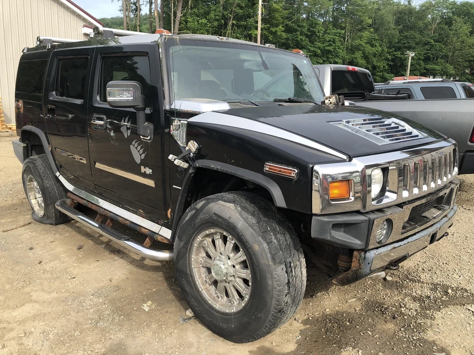 06 HUMMER H2 Condenser - Image 1 of 4