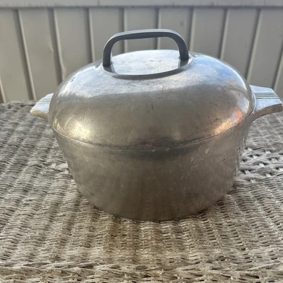 Wagner Ware Sidney -0- Magnalite Aluminum 5 quart Roaster 4248P Wagner Ware Lid - Image 1 of 4