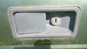 Land Rover Discovery RTC6686 Tür Griffmulde links - Picture 1 of 1