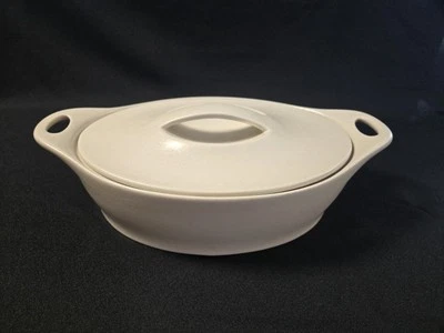 Cazuela ovalada vintage CorningWare Creations de 2 cuartos con tapa de gres Foto 1 de 4