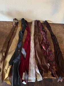 Lot Of 8 Mens Vintage Designer Silk Ties - Picture 1 of 9