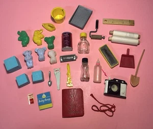 ACCESSORI miniatura assortiti vintage Barbie taglia * bambino * set pittura * carino! - Foto 1 di 6