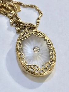 Vintage Necklace With Pendant , 1928brand , 15 In. Long , Charming - Picture 1 of 4