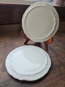 2 Rynnes China White Porcelain Hot Plates/trivots Candle Plates JAPAN - Picture 1 of 5