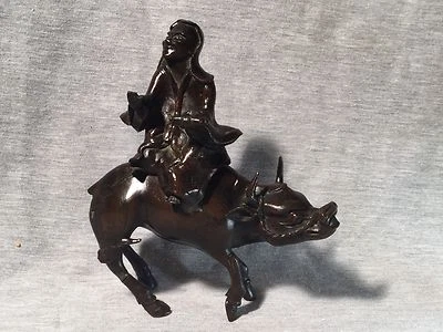 Quemador de incienso de bronce chino erudito montando búfalo 老子骑牛铜像 Foto 1 de 4