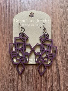 Neu mit Etikett grüner Baum Schmuck Holz geometrische Ohrringe lila - Bild 1 von 2