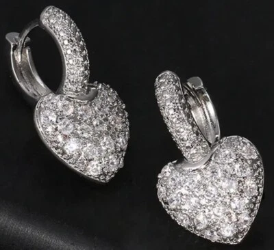 orecchini con zirconi pendente cuore strass da donna - Immagine 1 di 2