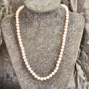 JCM pearl necklace genuine very pale pink 10k clasp Jacmel Mauritius knotted 18" - Picture 1 of 6