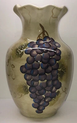 Florero Cabernet Uvas Pintado a Mano 8 Pulgadas de Alto por Tabletops Ilimitado Foto 1 de 4