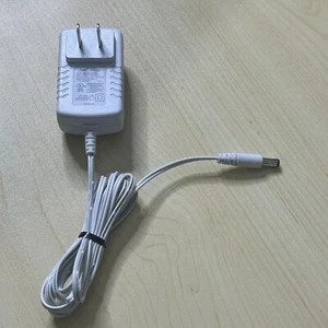 Stog AC Adapter Model YNQX30T120150UL 12V 1.5A - Picture 1 of 3