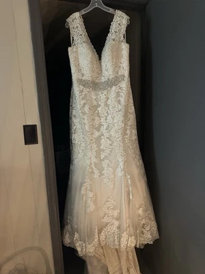 Beautiful Morilee Ivory Lace Detail Wedding Gown Size 18 Altered W/ Custom Belt - Image 1 of 4