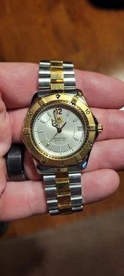 Reloj automático Tag Heuer WK2121.BB0314 para hombre serie 2000 dorado plata acero inoxidable Foto 1 de 4