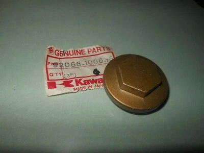 Nuevo de Lote Original Kawasaki KZ400 KZ440 KZ305 +++ Enchufe de Ajuste de Válvula Cantidad 1 # 92066-1006 Foto 1 de 2