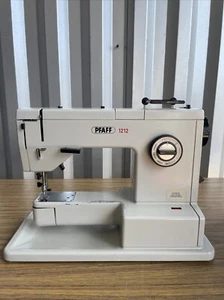 PFAFF 1212 Electronic Sewing Machine With Case For Parts Or Repair - Picture 1 of 10