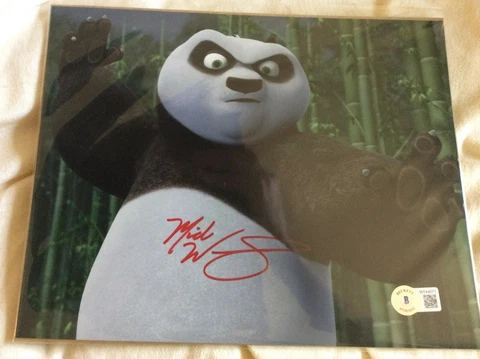 Mick Wingert Kung Fu Panda PO autographed 8 x 10  BAM BOX. Beckett COA Cover