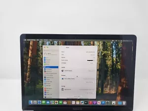 Apple MacBook Air 13in A2337 (256GB SSD, M1, 8GB) Laptop - gwiezdna szarość - MGN63B/A - Zdjęcie 1 z 11