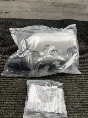 Cilindro maestro de freno Dorman M630304 Foto 1 de 4