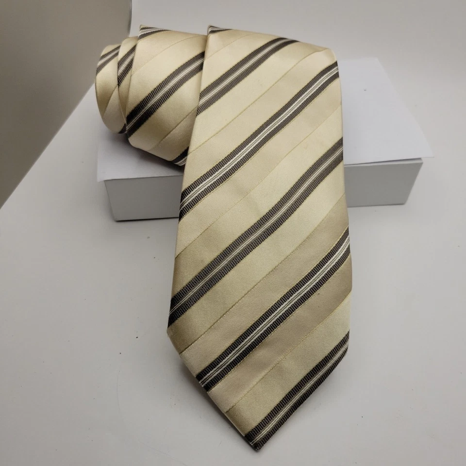 Gravata Donald Trump Repp marfim bege acastanhado seda assinatura presidente luxo 61” L - Imagem 1 de 4