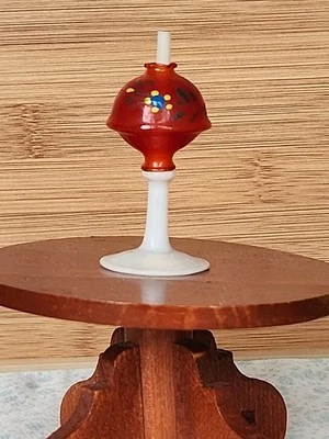 Vintage DOLLHOUSE Milk Glass And Red Floral KEROSENE OIL LAMP East Germany Foto 1 de 4