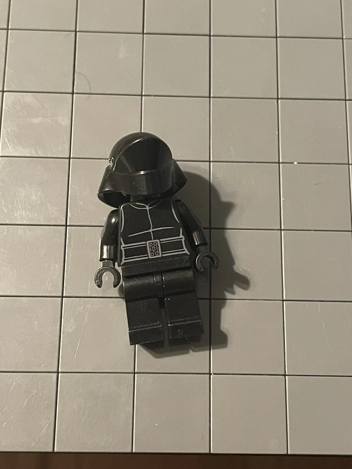 LEGO Star Wars First Order Crew 75132 Minifigure Minifig D47 - Image 1 of 1
