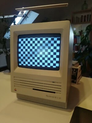 Apple Macintosh SE 1/40 - Model No: M5011 - Bild 1 von 3