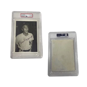 Phil Rizzuto Autographed Yankees Original Photo CERTIFIED AUTHENTIC PSA AUTO - Picture 1 of 1