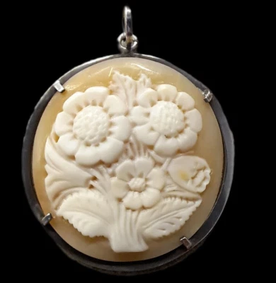 Ciondolo cammeo sardonica tondo fiori argento 925 torre del greco - Immagine 1 di 3