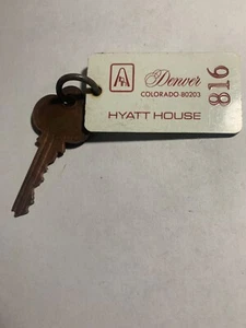 Llavero y llave de habitación de motel Hyatt House Hotel Denver Colorado #816 - Imagen 1 de 2